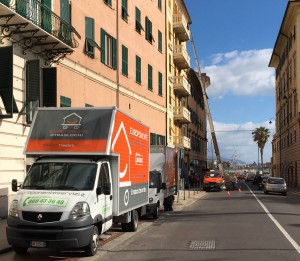 Europonente Traslochi Camion Autoscala Genova